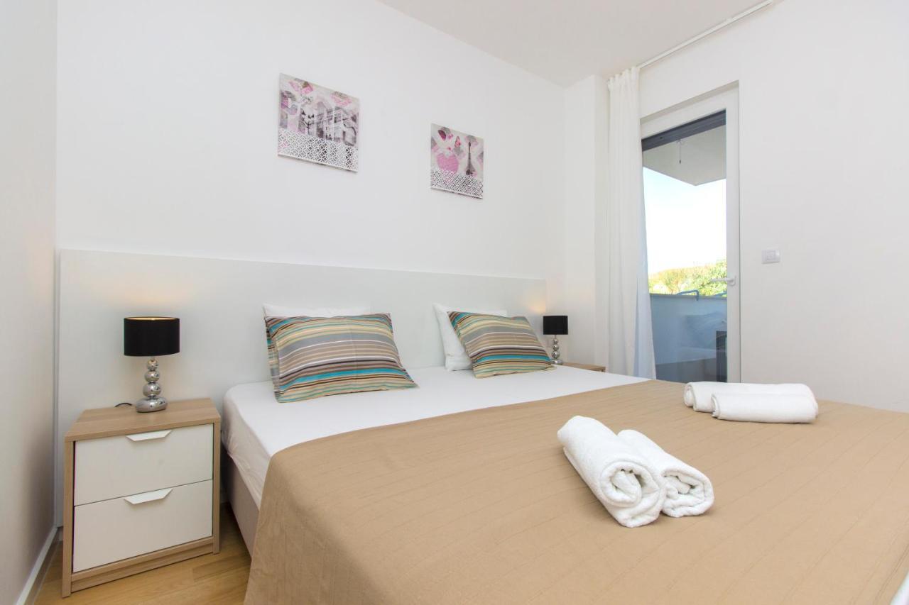 Royal Primosten Appartement Buitenkant foto